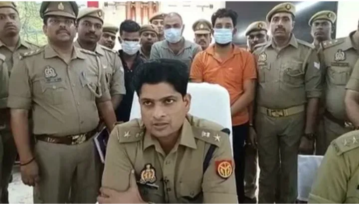 पुलिस टीम ने बरामद की करीब दो करोड़ रुपये की अवैध शराब 